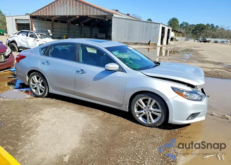 2017 Nissan Altima 3.5Sl из США, поврежденный, VIN 1N4BL3AP1HC191845